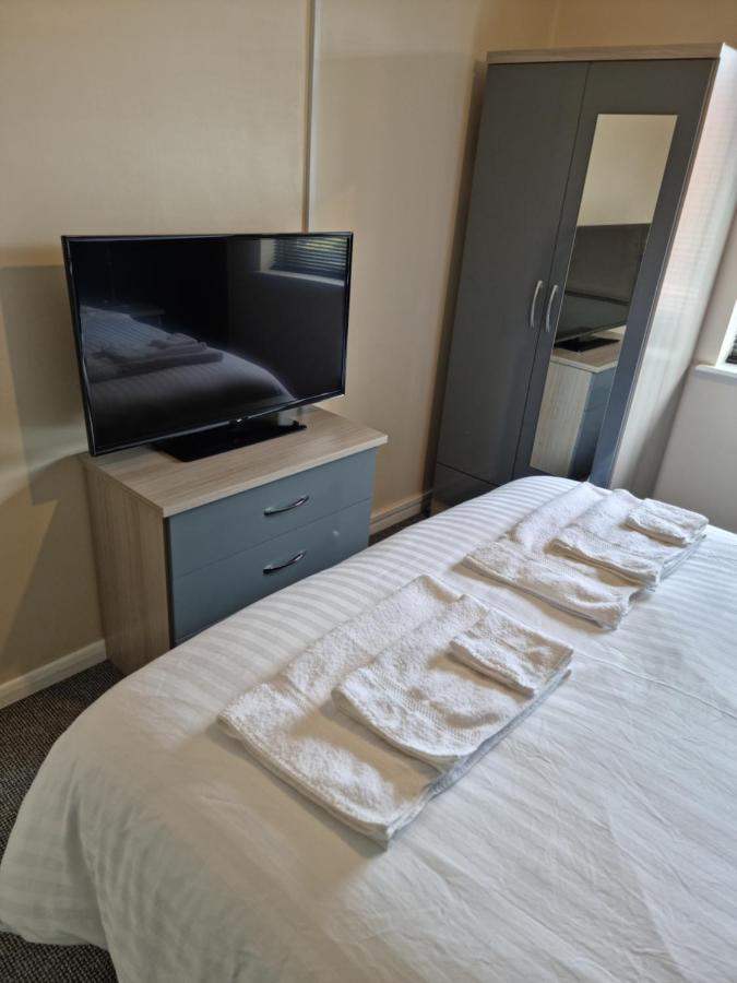 Lovely 2 Bedroom Serviced Apartment With Parking Mansfield Exterior photo
